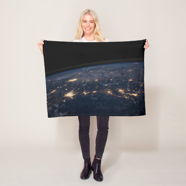 Couverture Polaire Les Lumières De La Ville Du Sud Des États-Unis. (En situation)