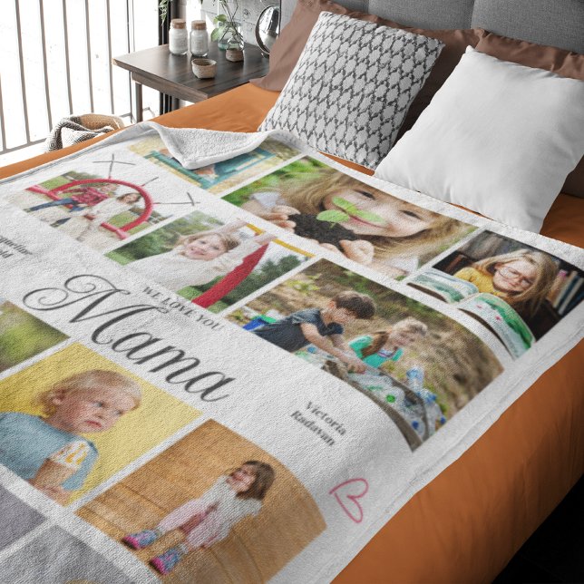 Couverture Polaire Mama We Love You Personalized Hearts (Mama large fleece blanket with custom photos and text.)