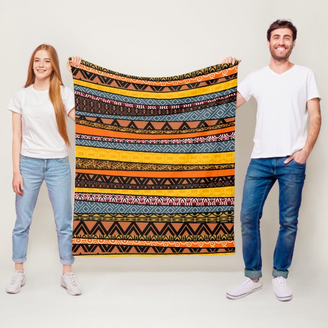 Couverture Polaire Mélange de Motifs africains (En situation)