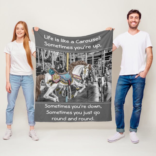 Couverture Polaire Merry Go Round Carousel Horse Photo avec citation (En situation)