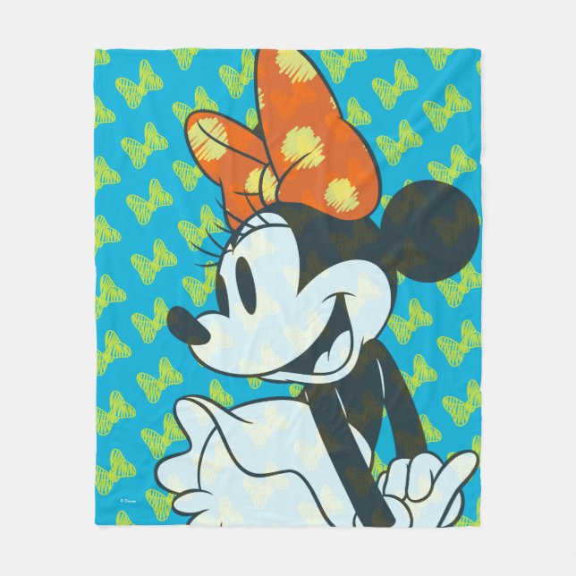 Couverture Polaire Minnie branchée | Pose timide (Devant)
