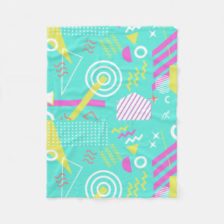 Couverture Polaire motif 90s géométrique