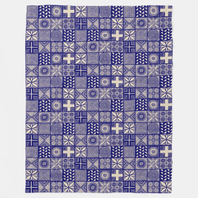 Couverture Polaire Motif Adire - Bleu profond et beige (Devant)