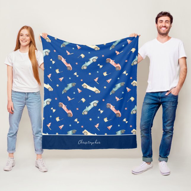 Couverture Polaire Motif d'aquarelle de la voiture Little Boy Racing  (En situation)