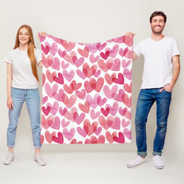 Couverture Polaire Motif de coeur aquarelle (En situation)