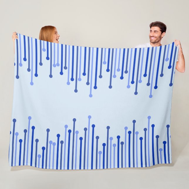 Couverture Polaire Motif moderne à rayures sur bleu pâle (En situation)