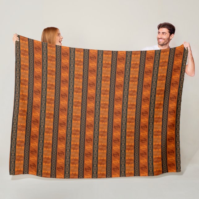 Couverture Polaire motif tribal africain ethnique. Adinkra simbols. (En situation)