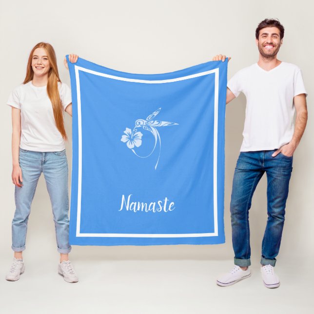 Couverture Polaire Namaste Citation White Hummingbird Flower Petal (En situation)