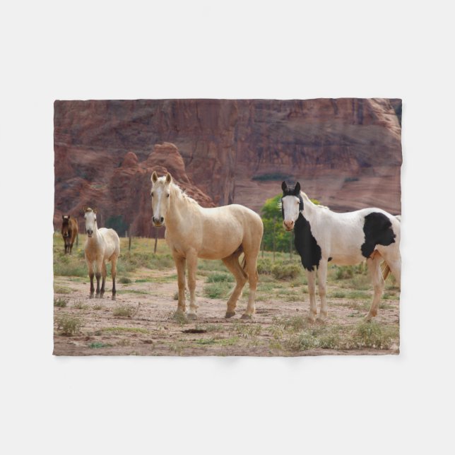 Couverture Polaire Navajo Horses Run Free sur le Canyon Floor (Devant (Horizontal))