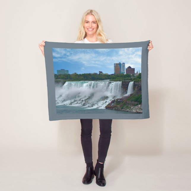 Couverture Polaire Niagara Falls sur le côté canadien de la couvertur (En situation)