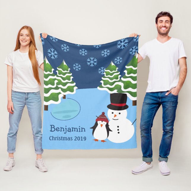 Couverture Polaire Noël des manchots et des motoneiges (En situation)