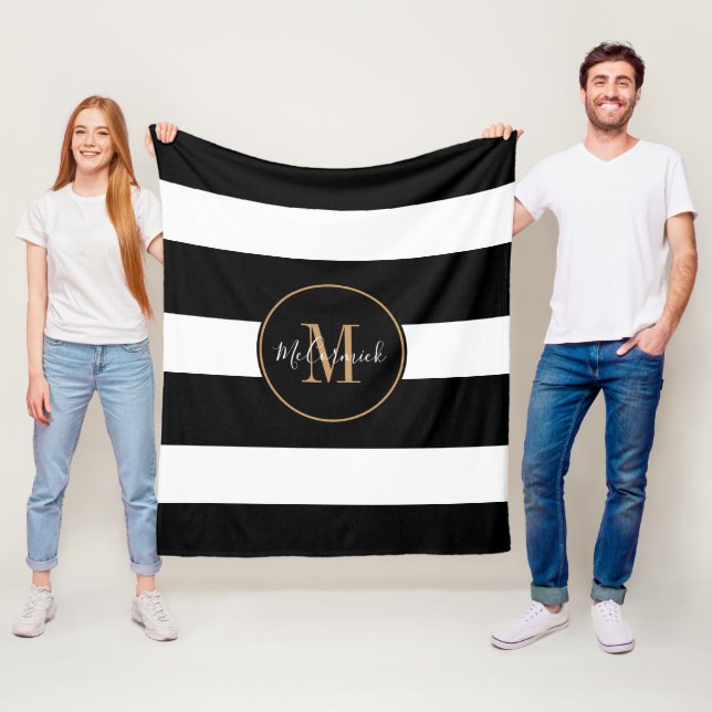 Couverture Polaire Noir moderne Blancs Or Nom Monogramme (En situation)