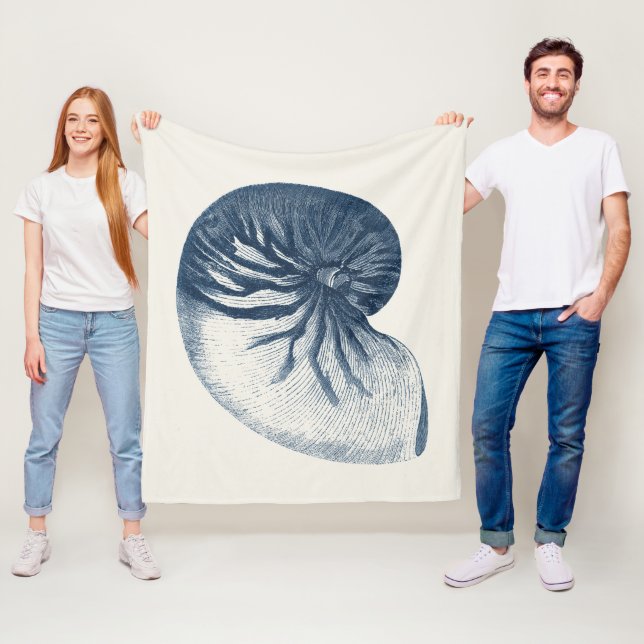 Couverture Polaire Oeil de requin Indigo (En situation)