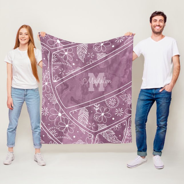 Couverture Polaire paislies plumes fleurs prune motif volleyball (En situation)