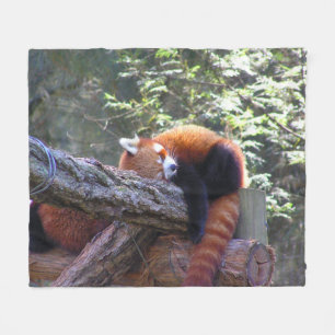 Couverture Polaire Panda rouge de sommeil