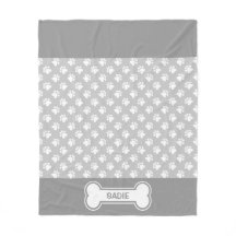 Patrouilles De Chien Gris Et Blanc Et Os Du Nom