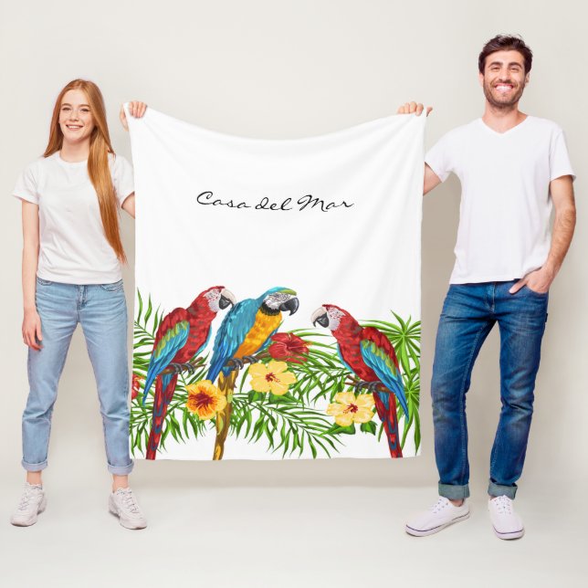Couverture Polaire Perroquets bleu blanc feuille nom de la maison d'é (En situation)