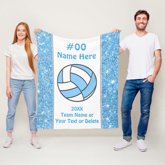 Couverture Polaire Personnalisé, cadeau pour les amateurs de volley-b (En situation)