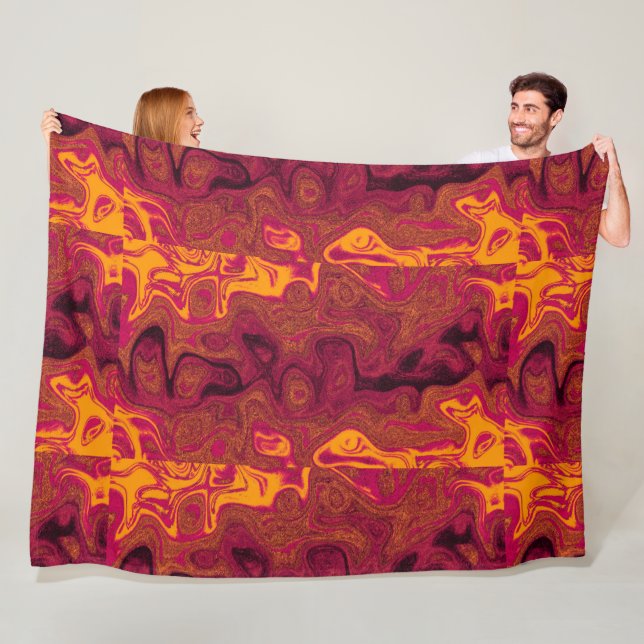 Couverture Polaire Pierre de feu orange or (En situation)