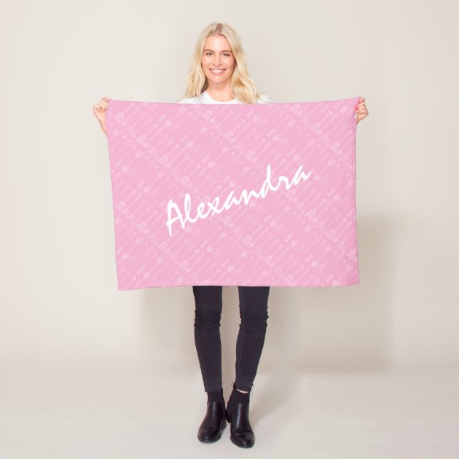 Couverture Polaire Pink Babys Nom Arrow Abstrait Rustic Motif (En situation)