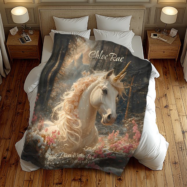 Couverture Polaire Pink Unicorn Winter Castle Fairytale Woodland (Créateur téléchargé)