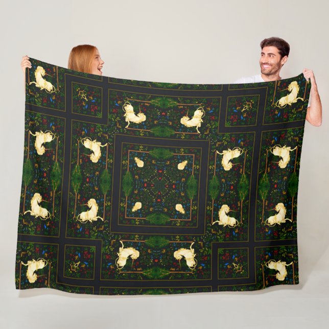 Couverture Polaire Plat de jardin victorien Unicorn enchantée (En situation)