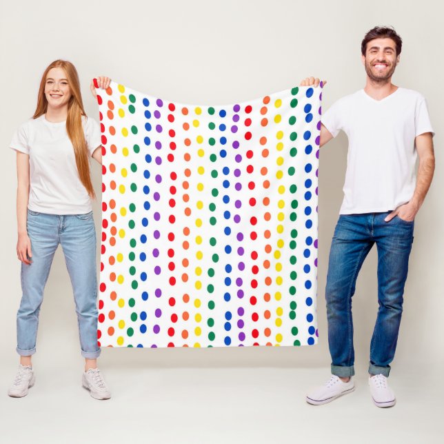 Couverture Polaire Points Rainbow Candy en blanc (En situation)