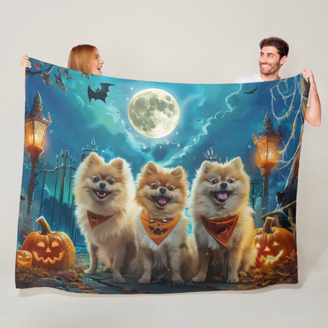 Couverture Polaire Pomeranian Halloween Épouvantable (En situation)