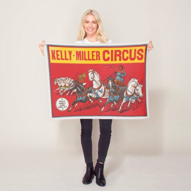 Couverture Polaire Poster De Cirque De Deux Hommes À Chariots Racing (En situation)