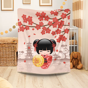 Couverture Polaire Poupée Kokeshi Sakura Rouge - Geisha Japonaise