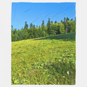 Couverture Polaire Prairie verte des Carpates – Impression de montagn