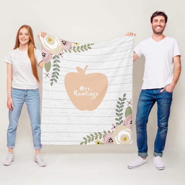 Couverture Polaire Professeur rose floral poussiéreux en bois gris (En situation)