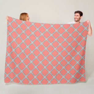 Couverture Polaire Quatrefoil corail et gris
