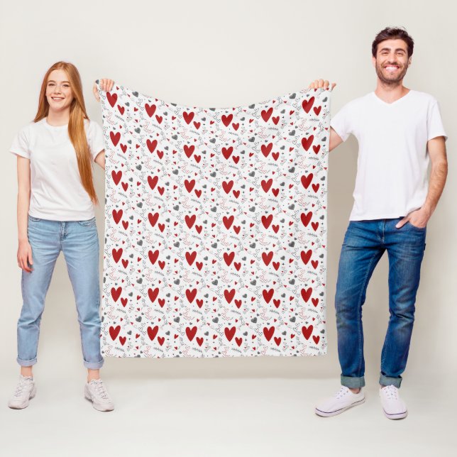 Couverture Polaire Red and Black Doodle Hearts Love  (En situation)
