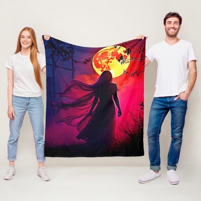 Couverture Polaire Red Moon Shadow Woman Conception de mystère (En situation)