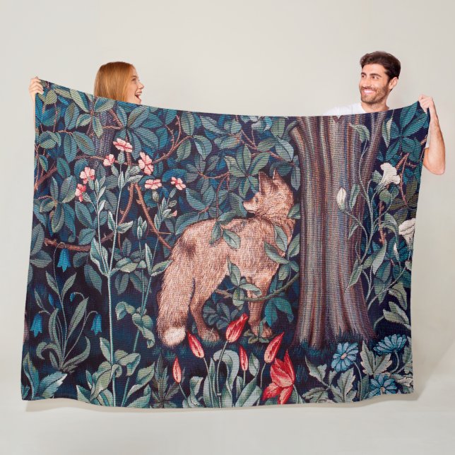 Couverture Polaire Renard dans la forêt, William Morris (En situation)