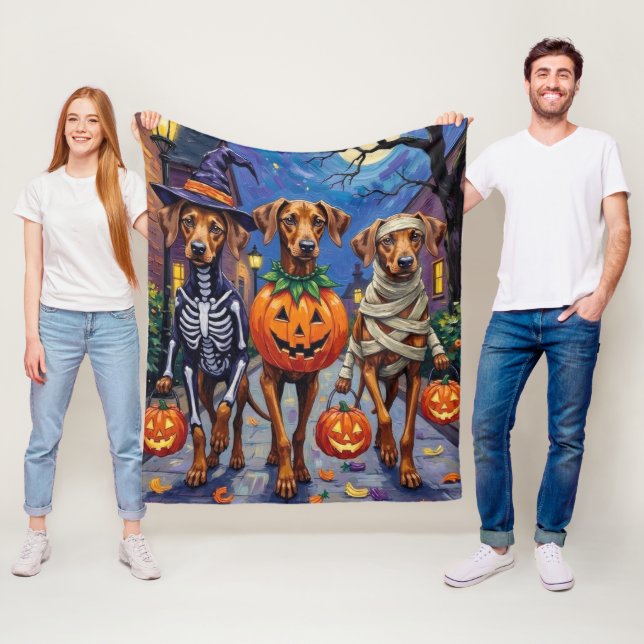 Couverture Polaire Rhodesian Ridgeback in Halloween Costumes (En situation)