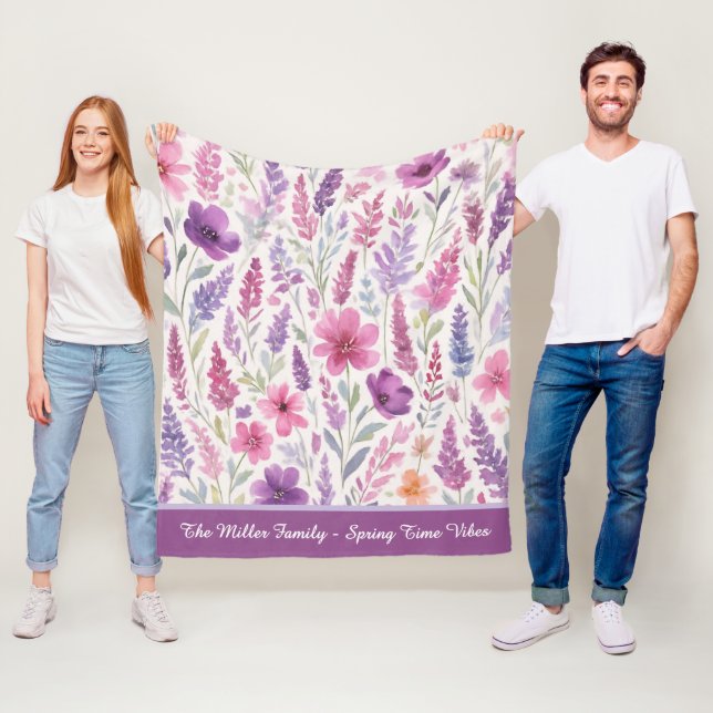 Couverture Polaire Romantique lila rose pastel Botanique prés de prin (En situation)