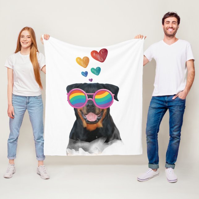 Couverture Polaire Rottweiler Chien avec Coeurs Saint-Valentin (En situation)