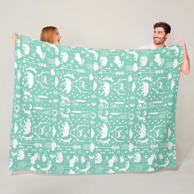 Couverture Polaire Rustic Bear Fox Deer Raccoon Folk Art Motif (En situation)