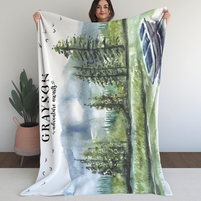 Couverture Polaire Rustic Mountain Adventure avec Bateau + Nom person (Rustic Mountain Adventure with Boat + Custom Name Fleece Blanket (L))