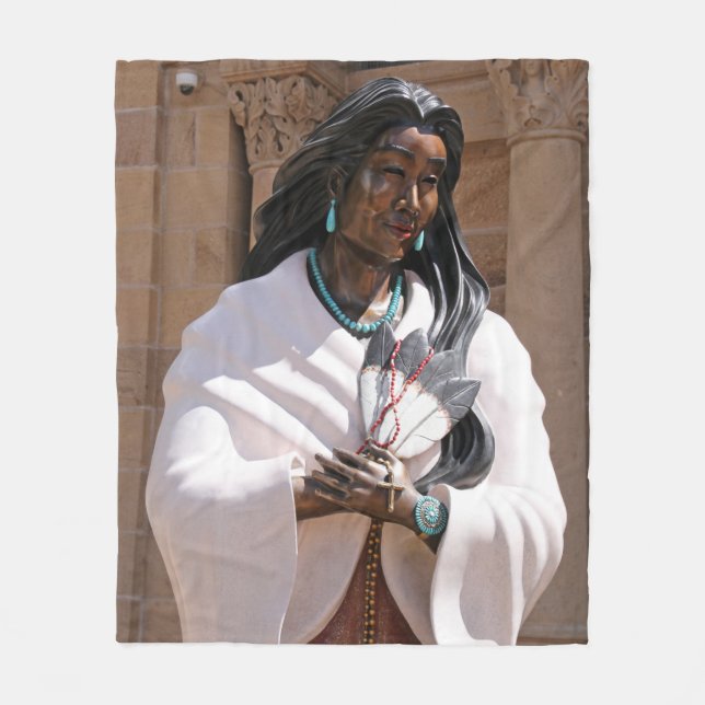 Couverture Polaire Saint Kateri Tekakwitha (Devant)