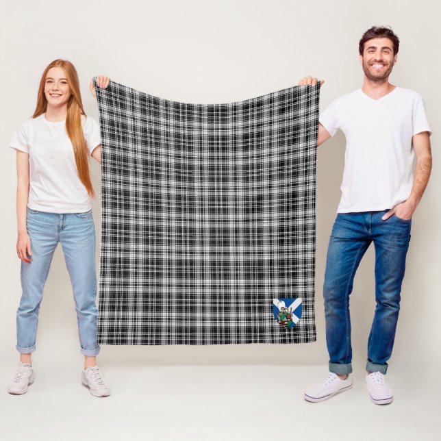 Couverture Polaire Scotts Drummond Grey Tartan Plaid (En situation)