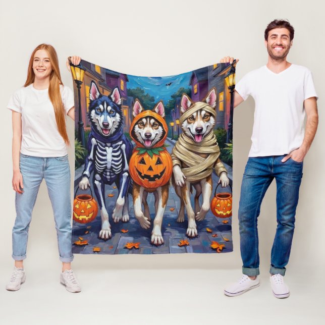 Couverture Polaire Siberian Husky Trick-or-Treating Halloween Costume (En situation)