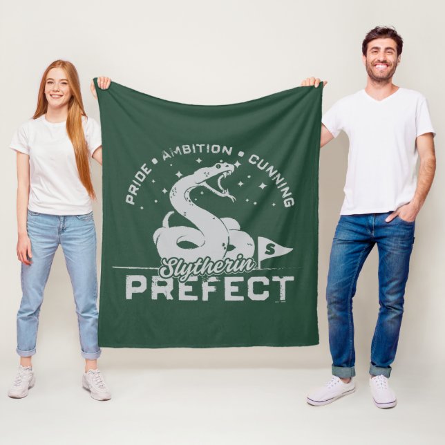 Couverture Polaire SLYTHERIN™ - Badge Préfet (En situation)