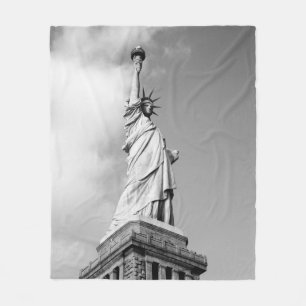 COUVERTURE POLAIRE STATUT DE LIBERTÉ