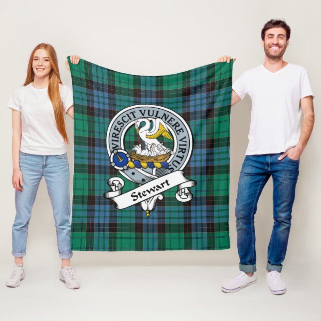 Couverture Polaire Stewart Ancien Clan Badge Tartan Plaid (En situation)