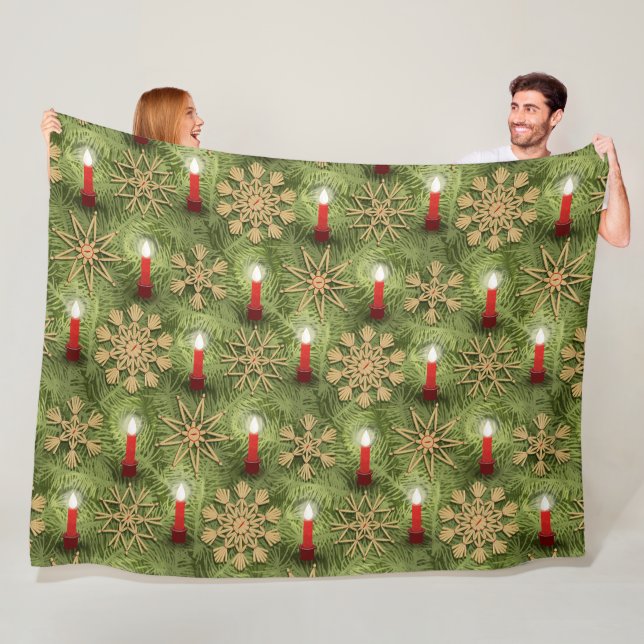 Couverture Polaire Strohsterne and Candles (En situation)