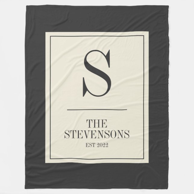 Couverture Polaire Style Classic Famille Monogramme Est Noir Blanc (Devant)