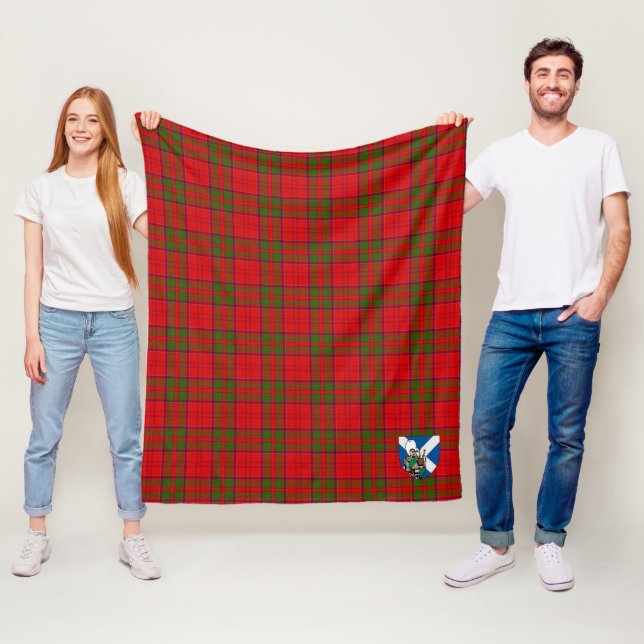 Couverture Polaire Tartan à carreaux de Scotts Drummond (En situation)